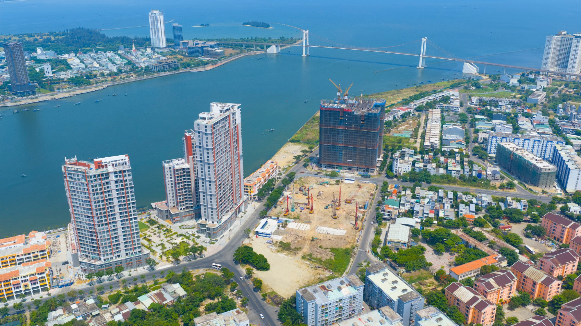 Tổng doanh thu kinh doanh bất động sản tăng mạnh